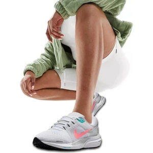 Air Zoom Vomero 16 Running Kadın Koşu Antrenman Ayakkabısı