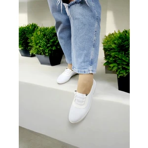 Gökçe Kundura Kadın Kaymaz Taban Lastikli Delikli Spor Babet Ayakkabı