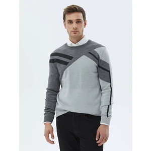 Açık Gri Bisiklet Yaka Desenli Yün Karışımlı Triko Kazak