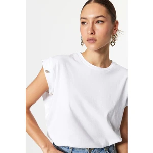 Tight Lady Beyaz %100 Pamuk Düğmeli Vatka Görünümlü Basic Bisiklet Yaka Örme T-Shirt