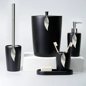 Leaf Banyo Seti Siyah-Gümüş