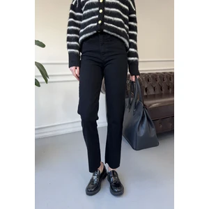 Kesik Paça Boyfit Jean- Siyah