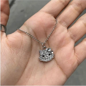 Hello Kitty Kedi Zirkon Taşlı Parlak Kolye Çelik Kolye