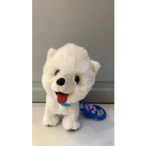 Müzikli Yürüyen Havlayan Yalayan Kuyruk ve Başını Sallayan Ses Kaydını Tekrarlayan Peluş Köpek