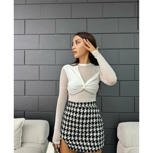 Defile Giyim Bisiklet Yaka Tül Detaylı Sandy Bluz