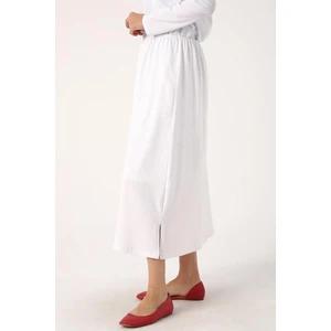 Beyaz-Uzun Penye Etek Astar