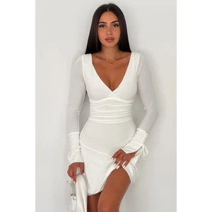 Gizemli Allure V Yaka Mini Elbise