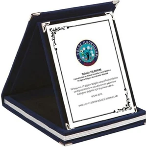 Özcan Tasarım Kişiye Özel Plaket - Kişiye Özel Kadife Plaket - Lacivert Plaket - Büyük Boy Plaket ( 16 x 21 )