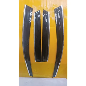 Opel Astra J Kromlu Cam Rüzgarlığı