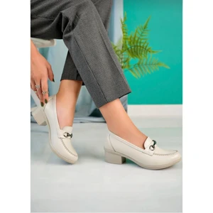 Deri Diyarı Deri Kadın Günlük Kısa Topuk Ayakkabı SG1003