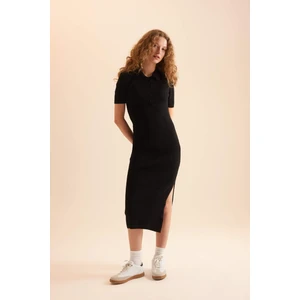Fitted Polo Yaka Kısa Kollu Yırtmaçlı Midi Triko Elbise D4914AXNS