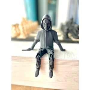 Asya Design Boutique Squid Game Yönetici Figürü - 11 cm