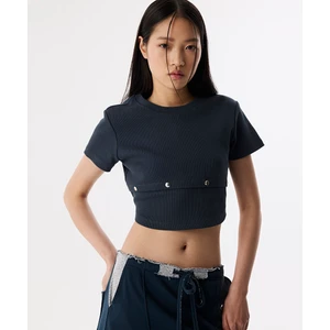 Çıtçıt Aksesuarlı Crop T-Shırt TS1250070053089