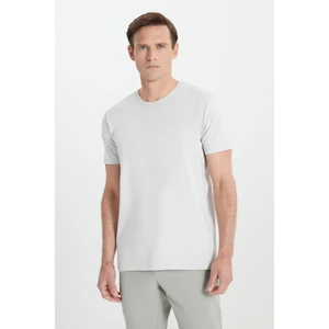 360 Derece Her Yöne Esneyen Slim Fit Bisiklet Yaka Tişört