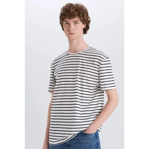 %100 Pamuk Regular Fit Bisiklet Yaka Çizgili Kısa Kollu Tişört E5180AX25SM