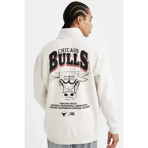 DeFactoFit NBA Chicago Bulls Oversize Geniş Kalıp Dik Yaka Fermualı Sırt Baskılı Sweatshirt C9270AX24AU