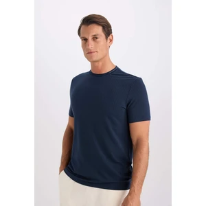 Slim Fit Dar Kesim Bisiklet Yaka Krinkıl Kısa Kollu Tişört D7225AX25SP