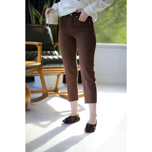 Relaxed Elegance Mom Fit - Konforlu Şık Pantolon