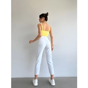 Relaxed Elegance Mom Fit - Konforlu Şık Pantolon