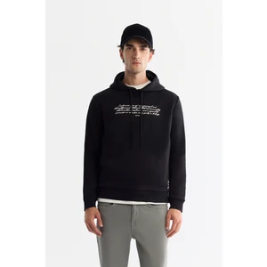 Avva Erkek Siyah Regular Fit Kapüşonlu 3 İplik Şardonlu Baskılı Sweatshirt A42Y1303