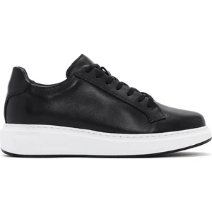 Erkek Siyah Bağcıklı Deri Sneaker 25SFD610118