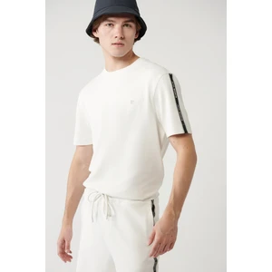 Erkek Beyaz Soft Touch Bisiklet Yaka Baskılı T-shirt A41y1327