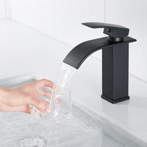 Siyah Mikser Banyo Paslanmaz Çelik Lavabo Bataryası Musluğu Tek Kollu Şelale Musluk