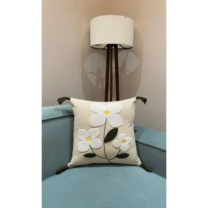 Çiçek Püsküllü Keten Dekoratif Kırlent Kılıfı Yastık Kılıfı 1 Adet 43 x 43 cm
