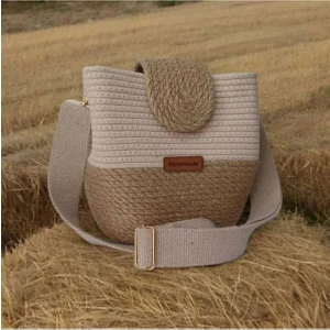 Hediyenin Elli Tonu Handmade Bag (Elyapımı) Kadın Omuz Çantası  Pamuklu Kordon ve  Ipden Tasarım Hasır Jüte