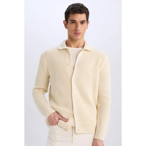 Standart Fit Polo Yaka Düğmeli Triko Hırka E8397AX24CW