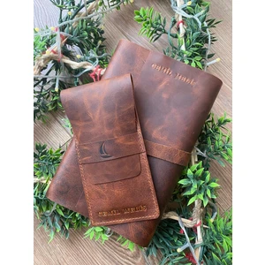 Alesta Leather İsim Yazıyoruz El Yapımı Hakiki Deri 2'li Hediye Seti Kitap Ajanda Kılıfı Kapaklı Kalemlik