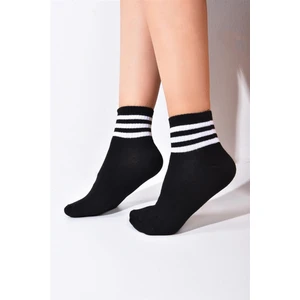 8 Li Paket Penye Dikişsiz Kolej Çorabı 4 Beyaz 4 Siyah