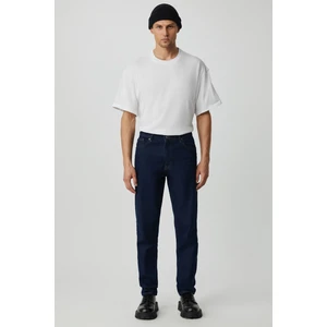 Bruno Erkek Regular Fit Rahat Kesim Kalın Dokulu Yıkama Efektli Magic Denim Koyu Mavi Jeans