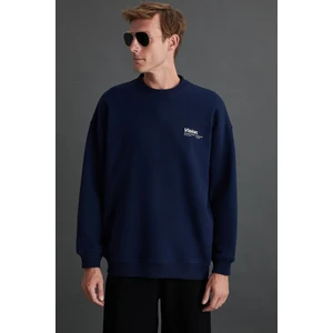 Ernest Erkek Yumuşacık Içi Polarlı Baskı Detaylı Organik Pamuk Oversize Lacivert Sweatshirt