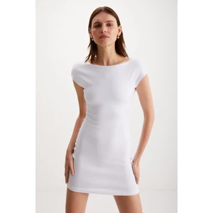 Arcene Kadın Organik Pamuklu Likrali Vücüdu Saran Bodycon Tek Parça Beyaz Elbise