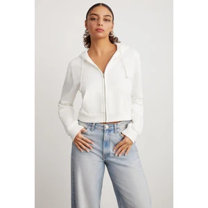Delıa Kadın Crop 3 Iplik Şardonlu Örme Relaxed Fit Fermuarlı Kapüşonlu Beyaz Sweatshirt