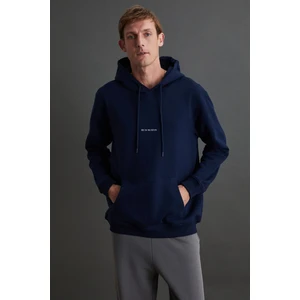 Epıc Erkek Yumuşak Kapüşonlu Kordonlu Regular Fit Nakışlı Lacivert Sweatshirt