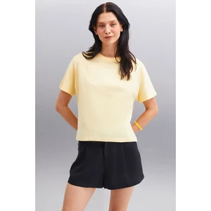 Lottıe Kadın %100 Organik Pamuklu Regular Kalıp Bisiklet Yaka Basic Kısa Kollu Sarı T-shirt