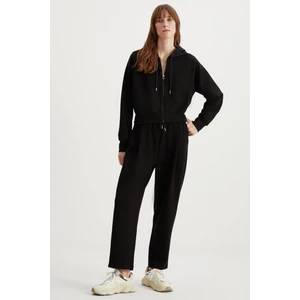 Jıll Kadın Relaxed Fit Rahat Kalıp Kapüşonlu Fermuarlı Premium Kumaş Örme Crop Siyah Sweatshirt