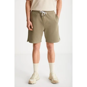 Uncertain Erkek Comfort Fit Haki Şort & Bermuda