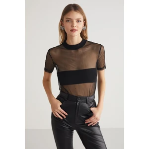 Yoko Kadın Bisiklet Yaka Crush Efektli Tül Siyah T-shirt