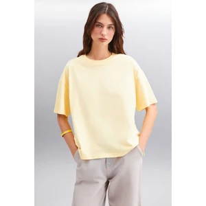 Jemmy Kadın Basic Süprem Dokuma Relaxed %100 Organik Pamuk Sarı T-shirt