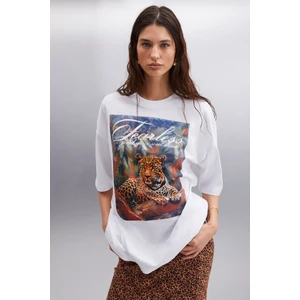 Aılıs Kadın %100 Pamuk Oversize Fit Baskılı Beyaz T-shirt