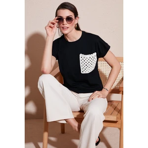 Pamuklu Tek Cepli Regular Fit Bisiklet Yaka T Shirt Bayan T Shirt 5865818