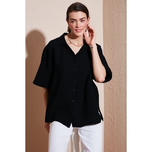 Pamuklu Regular Fit Yırtmaçlı Kısa Kollu Gömlek Kadın Gömlek CF25S166965