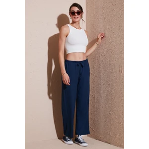 Regular Fit Normal Bel Geniş Paça Pantolon Bayan Pantolon 5866117
