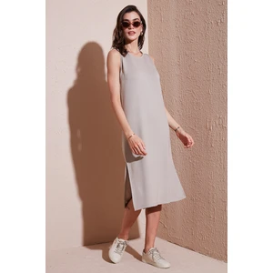 Regular Fit Bisiklet Yaka Yırtmaç Detaylı Basic Midi Elbise Bayan Elbise 5866160