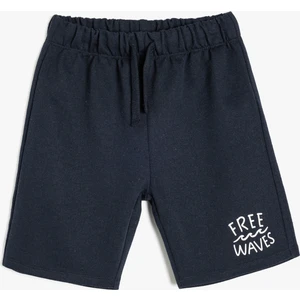 Beli Bağlamalı Baskı Detaylı Şort