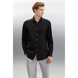Carlsten Erkek Slim Fit Italyan Yaka %100 Pamuk Poplin Siyah Gömlek