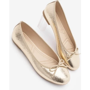 Kadın Fiyonklu Babet Riten